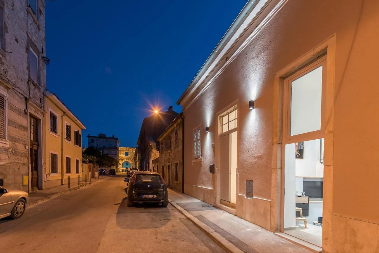 Deluxe Gladiators House - Parking Included Apartment Pula