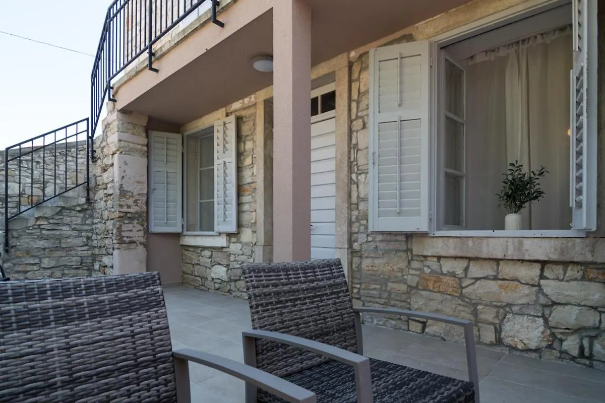Deluxe Gladiators House - Parking Included Apartment Pula